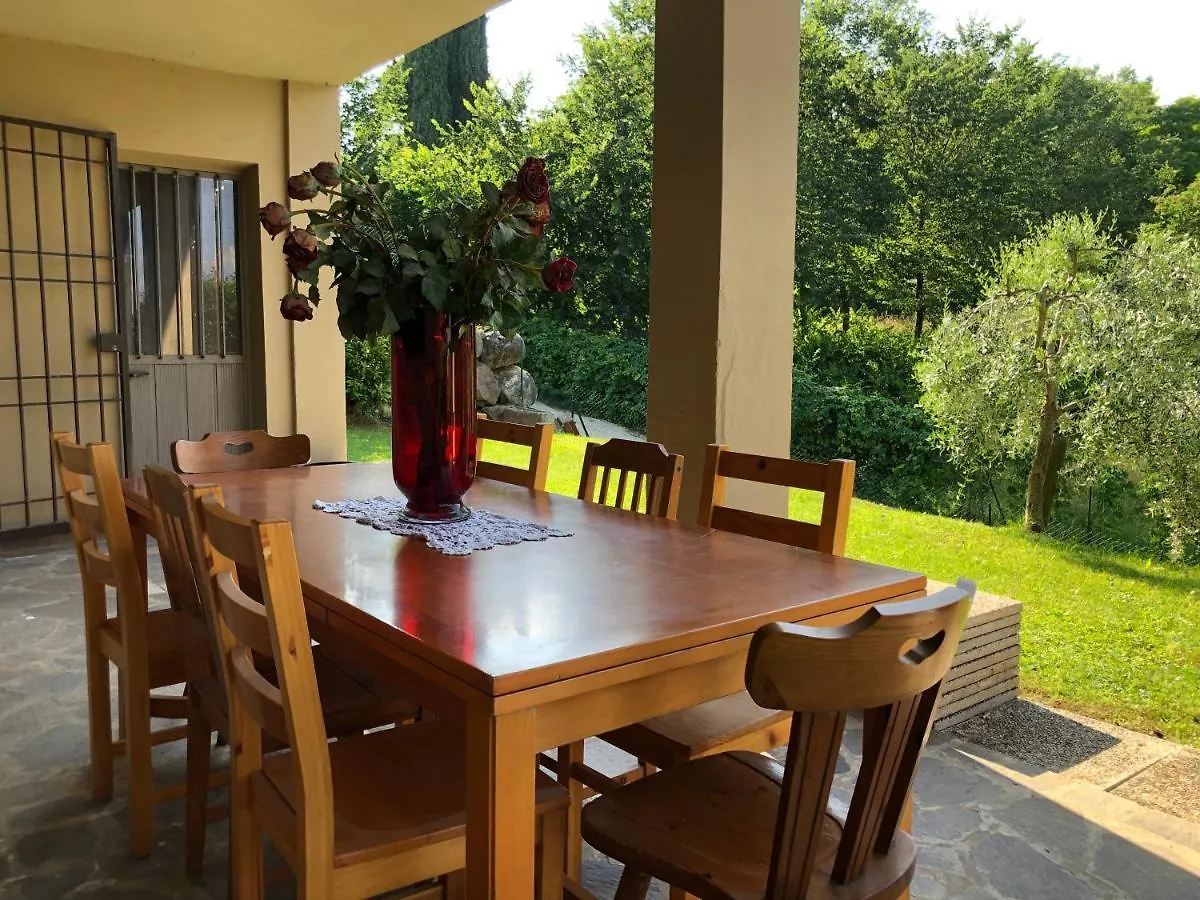 Holiday home Apartment With Lake View And Garden Soiano Del Lago Italy