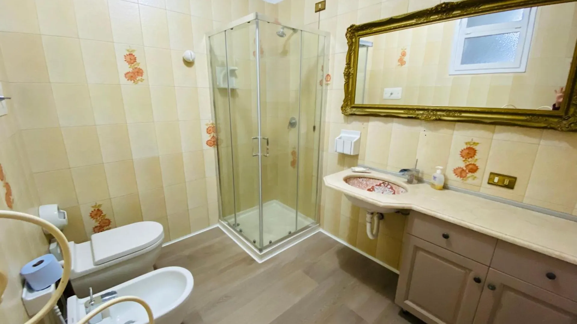 Apartment With Lake View And Garden Soiano Del Lago